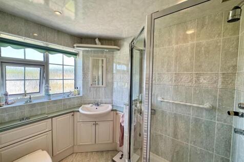 Shower room.jpeg