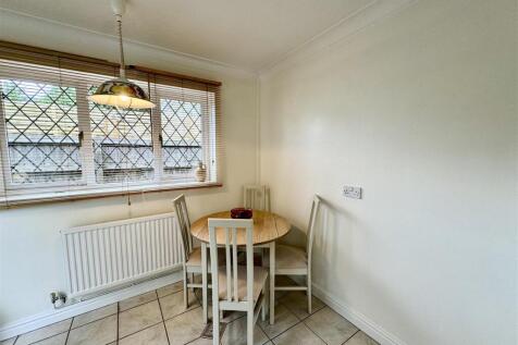BREAKFAST ROOM