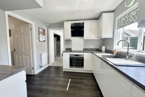 Kitchen.jpeg