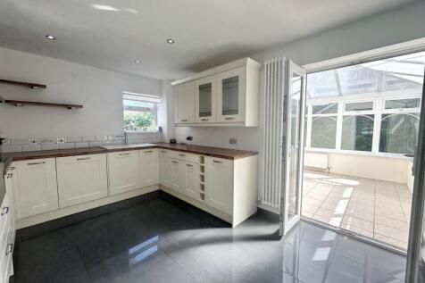 Kitchen.jpeg