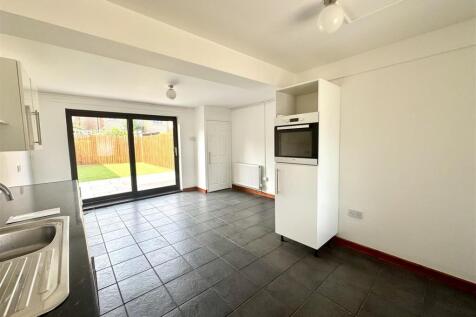 KITCHEN/DINING/LIVING ROOM