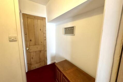 FIRST FLOOR STAIRS AND LANDING