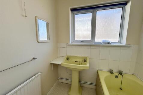 Bathroom.jpeg