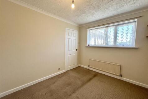 Bedroom 2.jpeg
