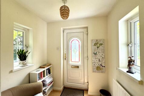ENTRANCE PORCH