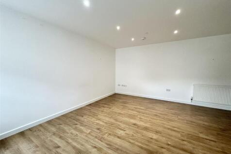 Living area.jpeg