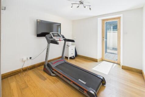 GYM/STUDY