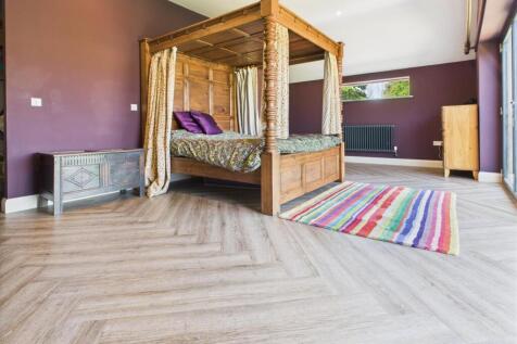PRINCIPAL SUITE