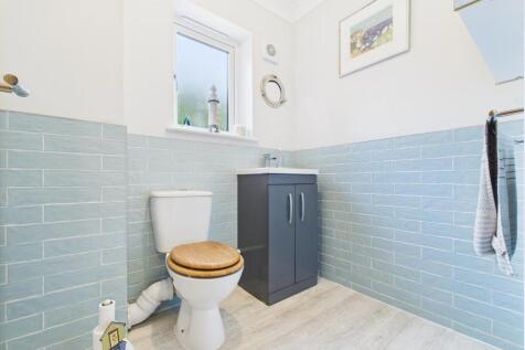 GROUND FLOOR WC