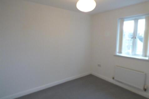 Bedroom 2.JPG