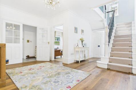 ENTRANCE LOBBY