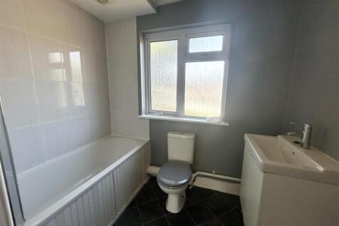 Bathroom.jpeg