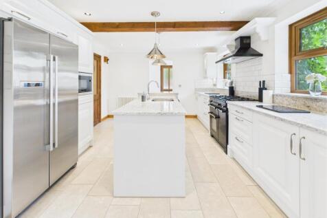 OPEN PLAN KITCHEN/BREAKFAST ROOM