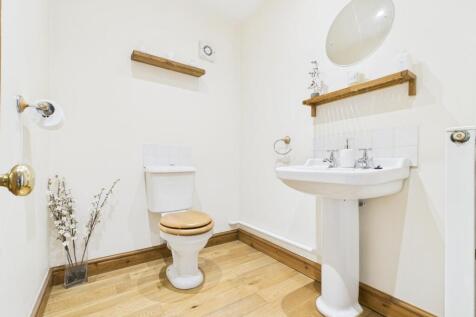 WC/CLOAKROOM