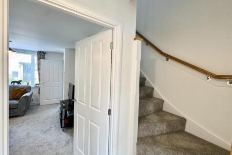FIRST FLOOR STAIRS AND LANDING