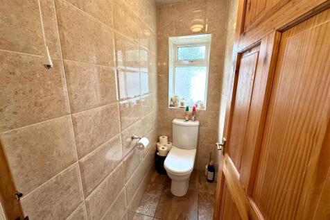 CLOAKROOM/WC