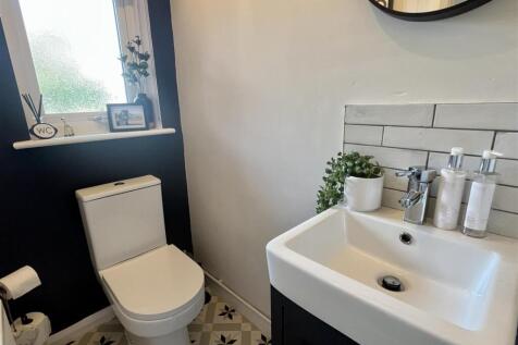 WC/CLOAKROOM