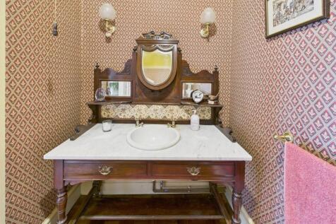 CLOACKROOM/WC