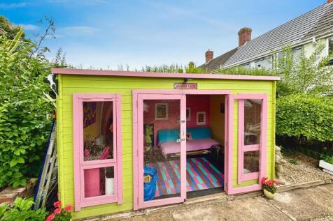 GARDEN STUDIO