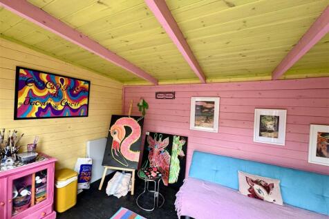 GARDEN STUDIO