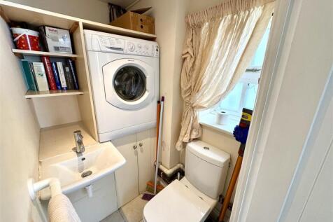 CLOAKROOM/WC