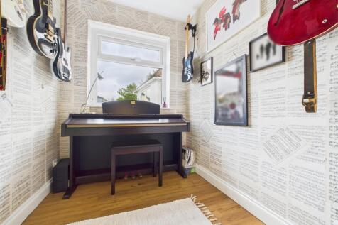 STUDY/OFFICE