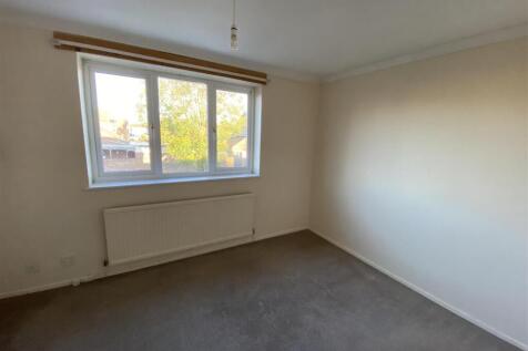 Bedroom 1.jpeg