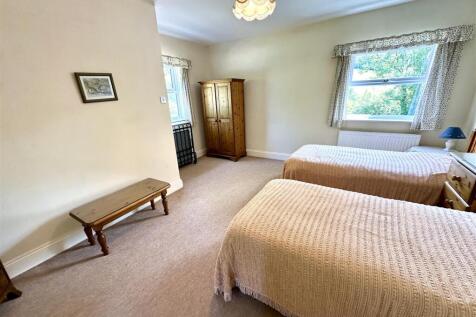 ADDITIONAL GUEST BEDROOM