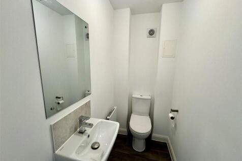 CLOAKROOM/WC