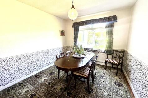 DINING ROOM/BEDROOM 3