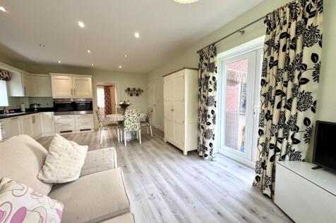 KITCHEN/BREAKFAST/FAMILY ROOM