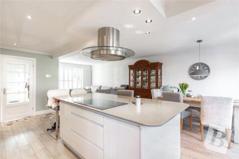 Kitchen/Living