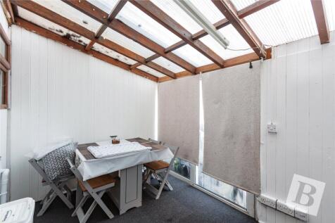 Lean-To/Dining