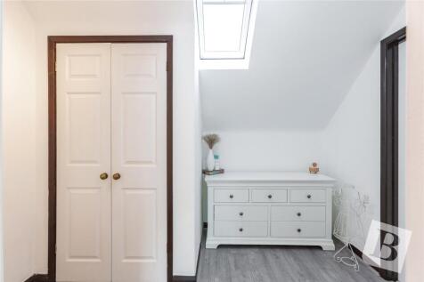 Walk-In Wardrobe1