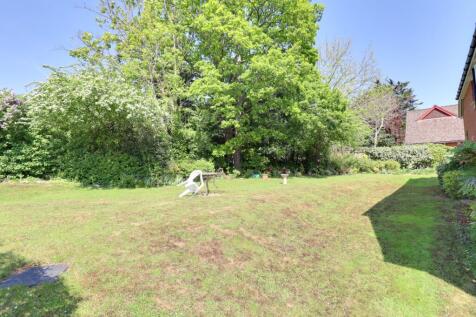 COMMUNAL GARDEN