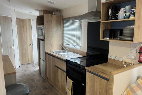 kitchen from loun...