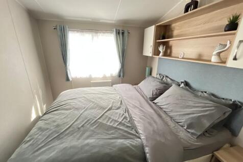 bed 1