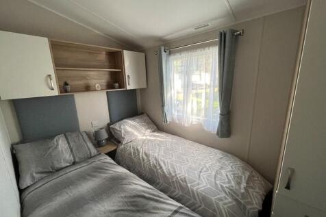 2 bed