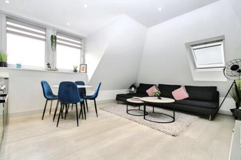 Lounge/Kitchen