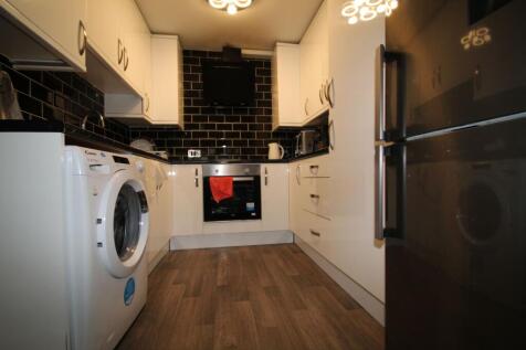Lounge/Kitchen