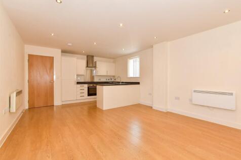 Lounge/Kitchen