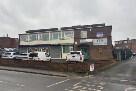 Office to rent in normanton