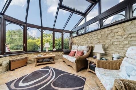 Clare Barn,Yardley Gobion