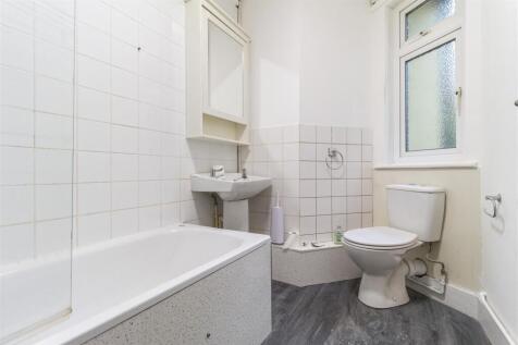 4. 91 Stamner Court-004.JPG