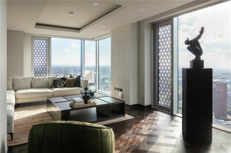 Explore this market leading penthouse at Viadux, a coveted development that merges Manchester's rich industrial heritage with modern design.