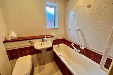 Bramleys Estate Agents - Windsor Road - Cowlersley