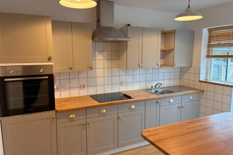 Kitchen 5.jpg