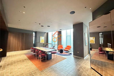 Let UK Home are excited to offer this brand new one-bedroom apartment in Vista River Gardens located set along the serene River Irwell at Trinity Island in Manchester. The flat comprises a spacious op