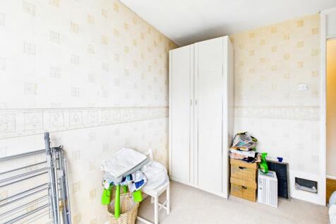 CAM05192G0-PR0167-STILL023