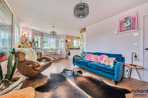 f35a5e8c0a584052934120946b809158